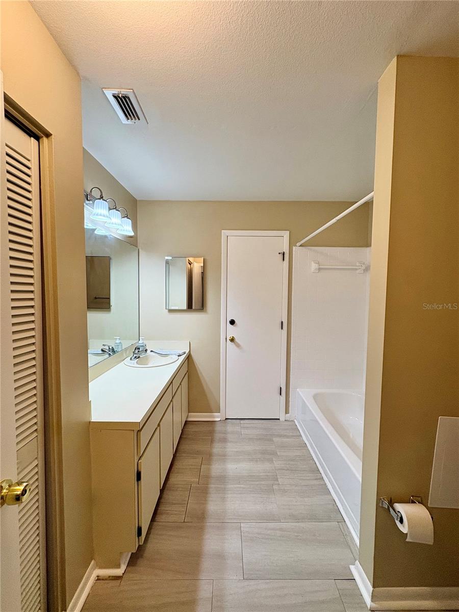 6128 Topher Trl #6128 Property Photo 16