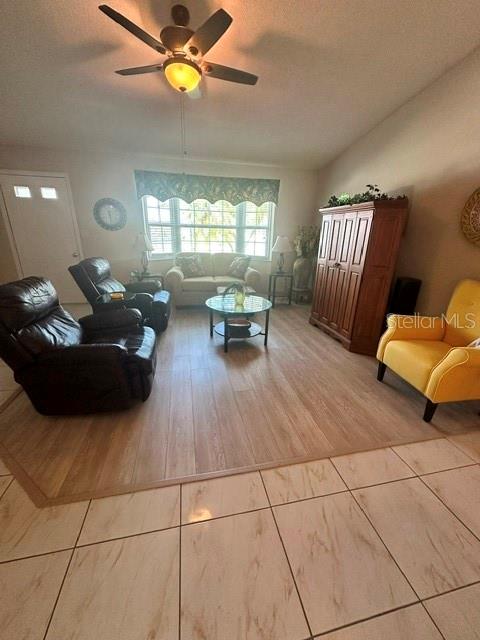 4310 Vantage Cir Property Photo 2