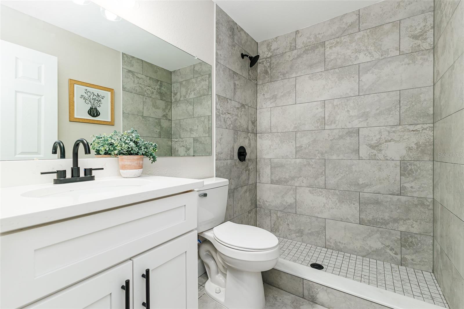 2923 Forestbrook Dr N Property Photo 7