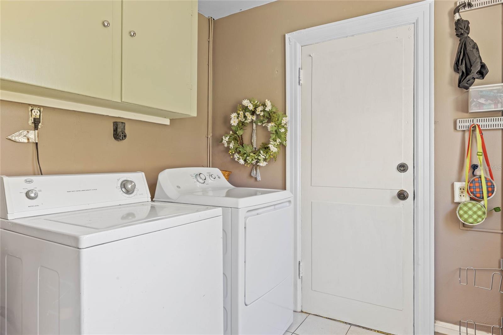 694 Lake Otis Dr Se Property Photo 12