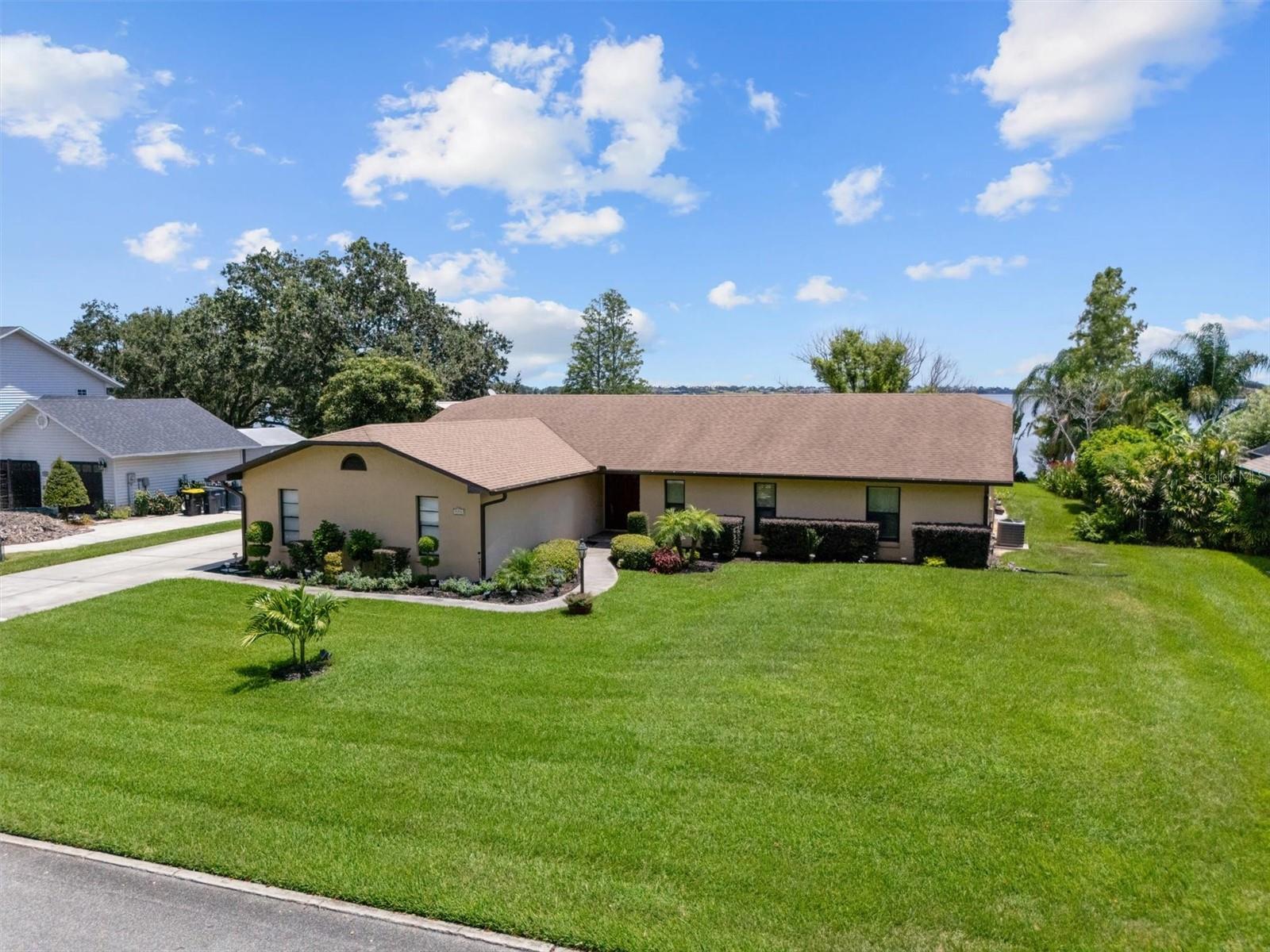 926 Van Dr Property Photo 45