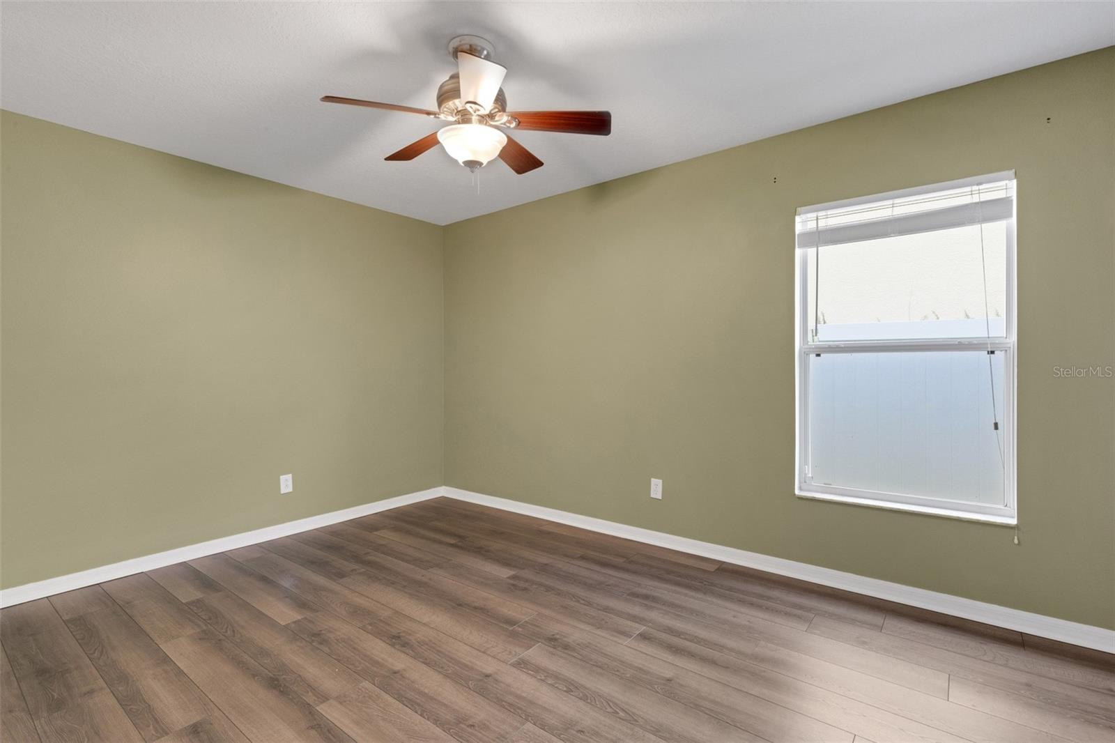 11136 Golden Silence Dr Property Photo 40