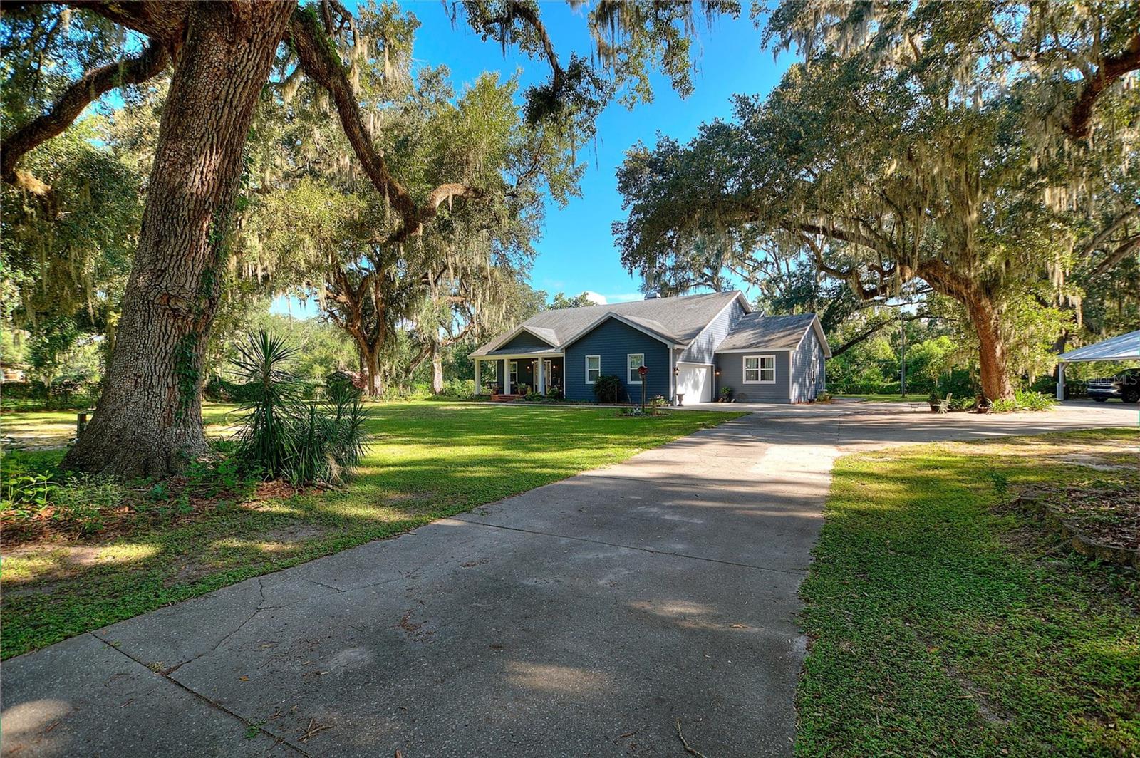 4251 Glenview Property Photo 7