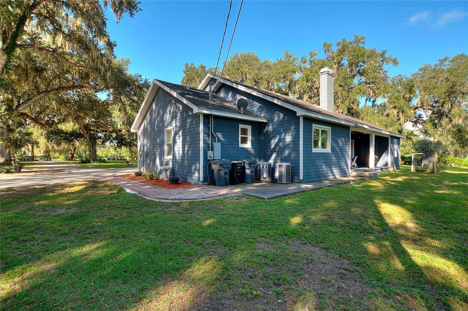 4251 Glenview Property Photo 13