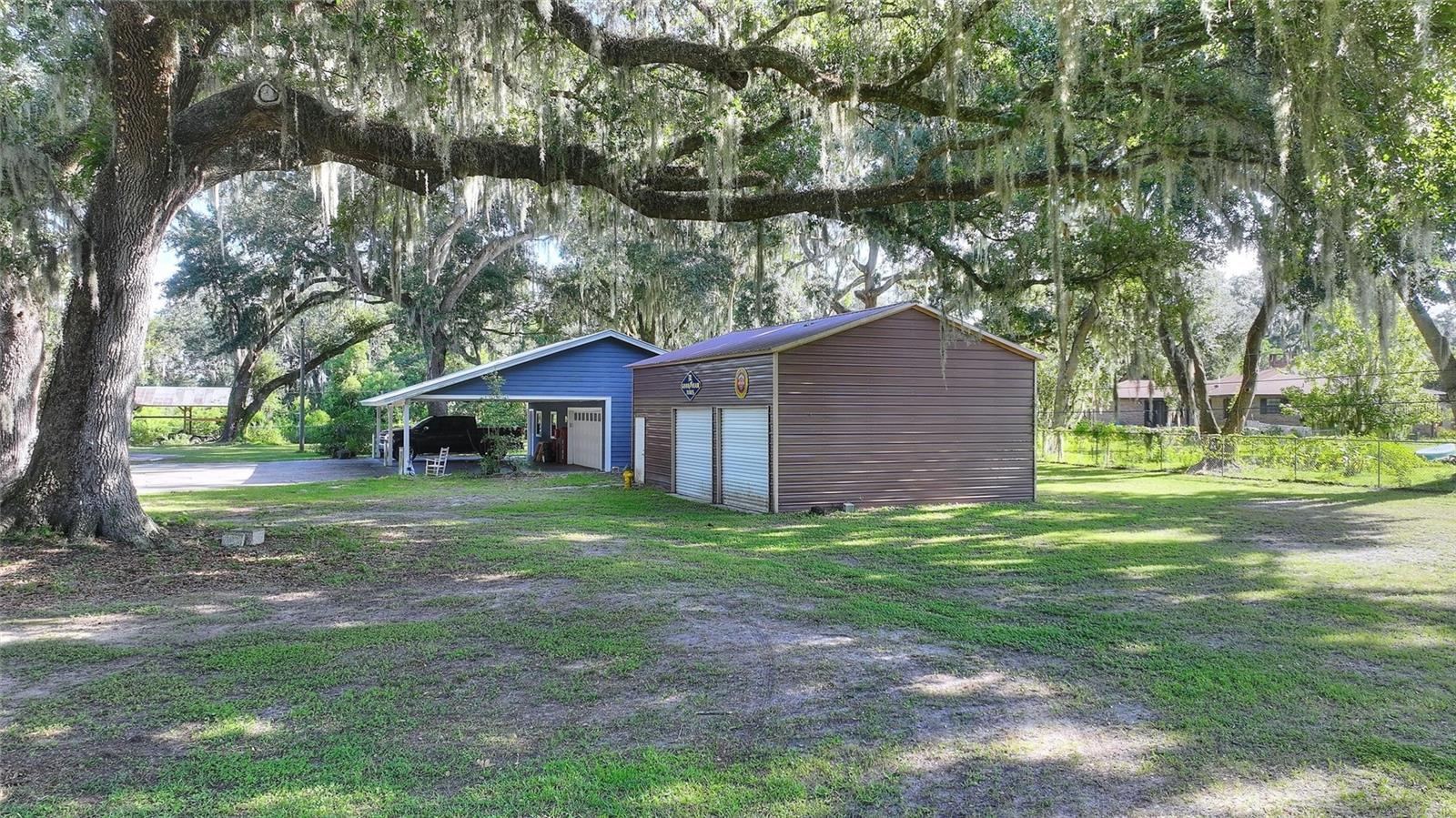 4251 Glenview Property Photo 14