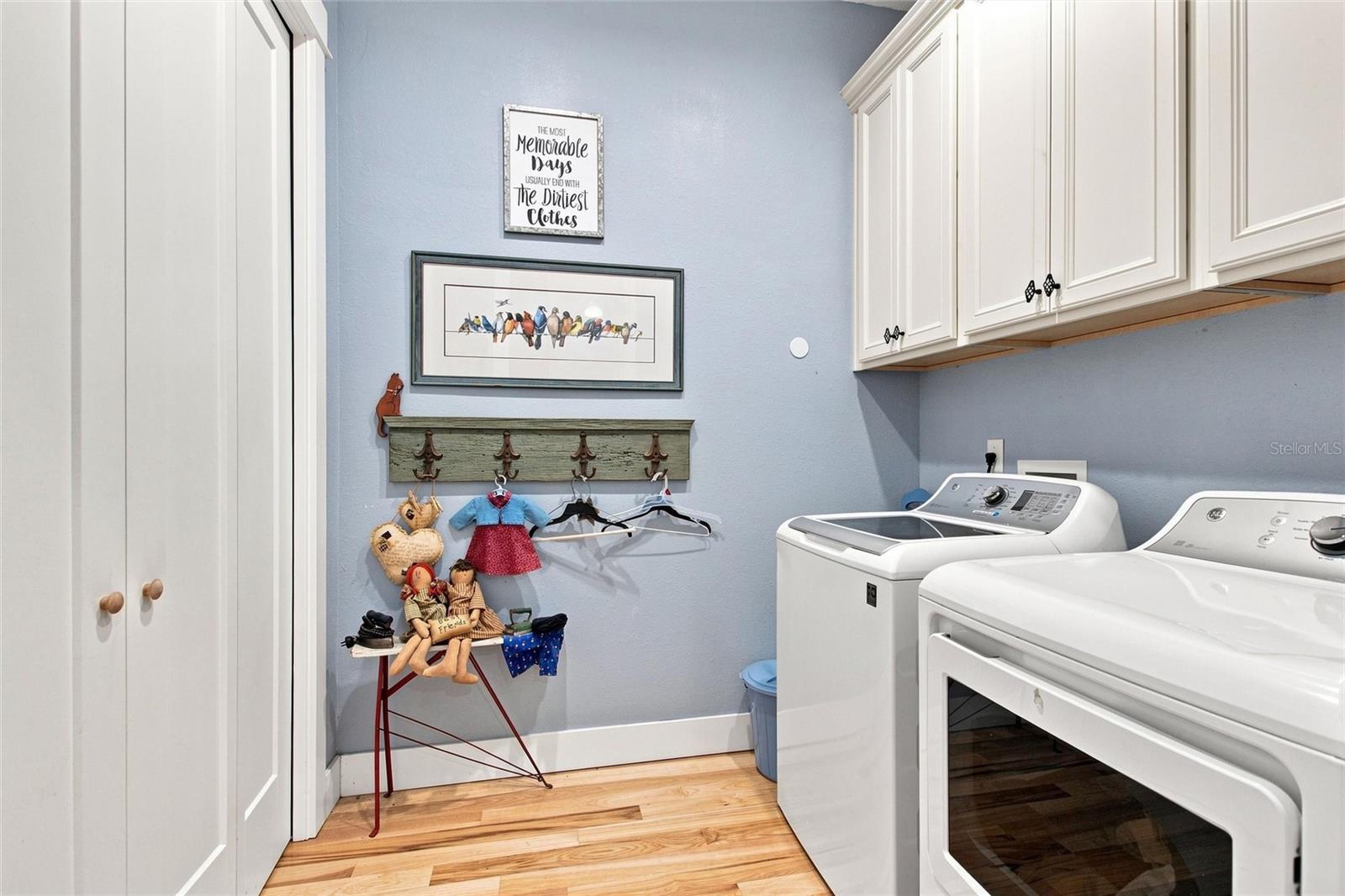 4251 Glenview Property Photo 40
