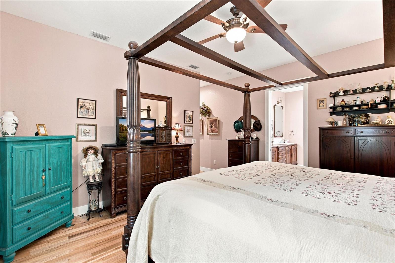4251 Glenview Property Photo 43
