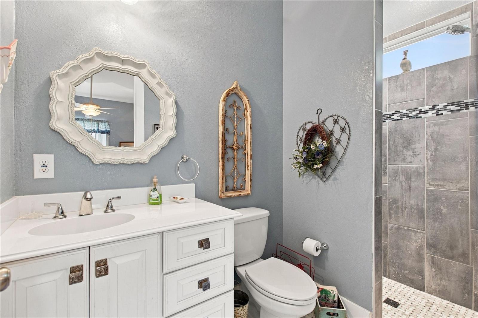 4251 Glenview Property Photo 57