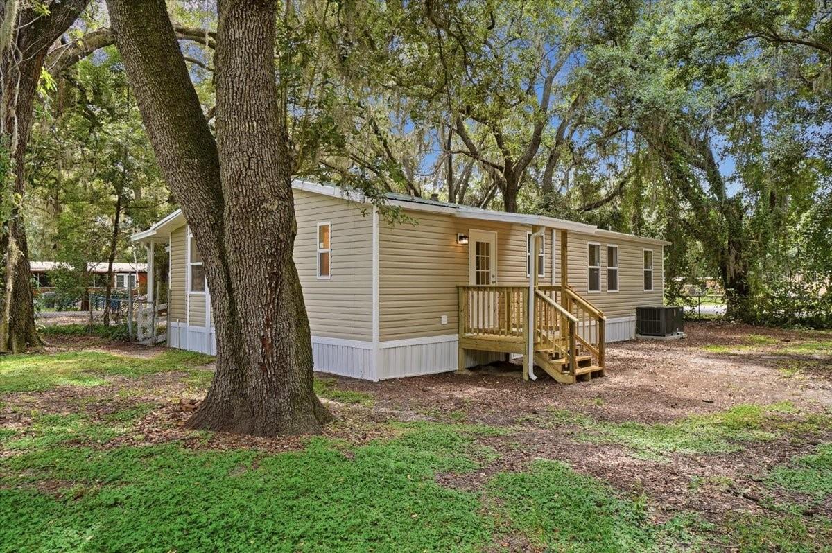 3206 Oakland Rd N Property Photo 4