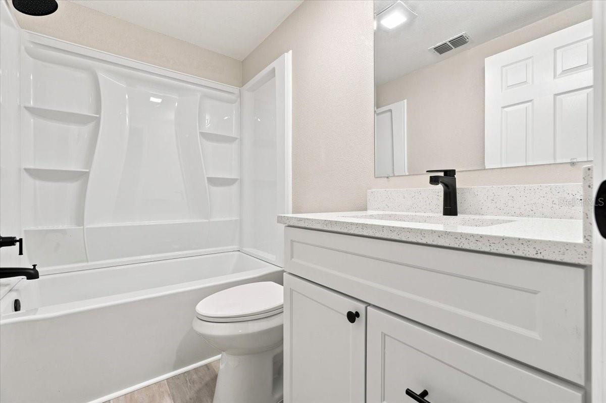 3206 Oakland Rd N Property Photo 14