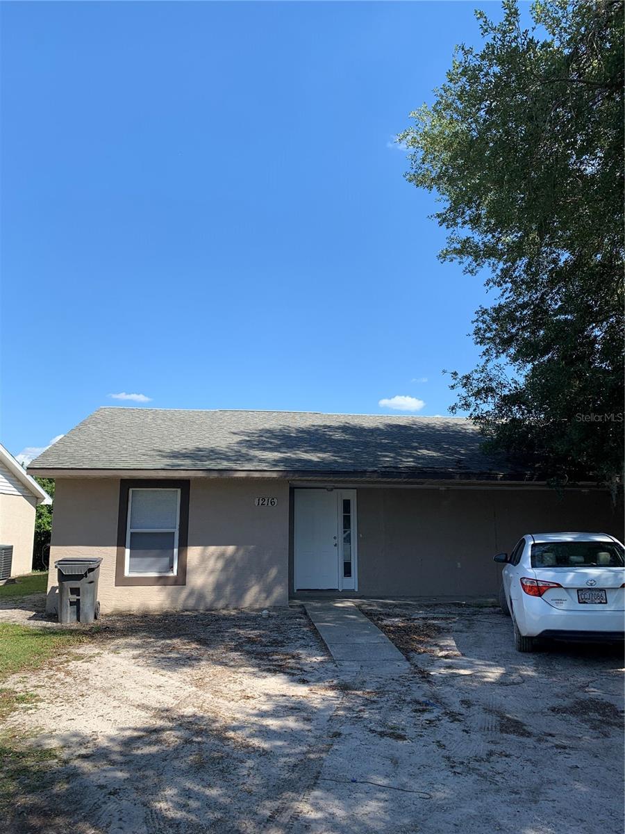 1216 Fairway Dr Property Photo 1