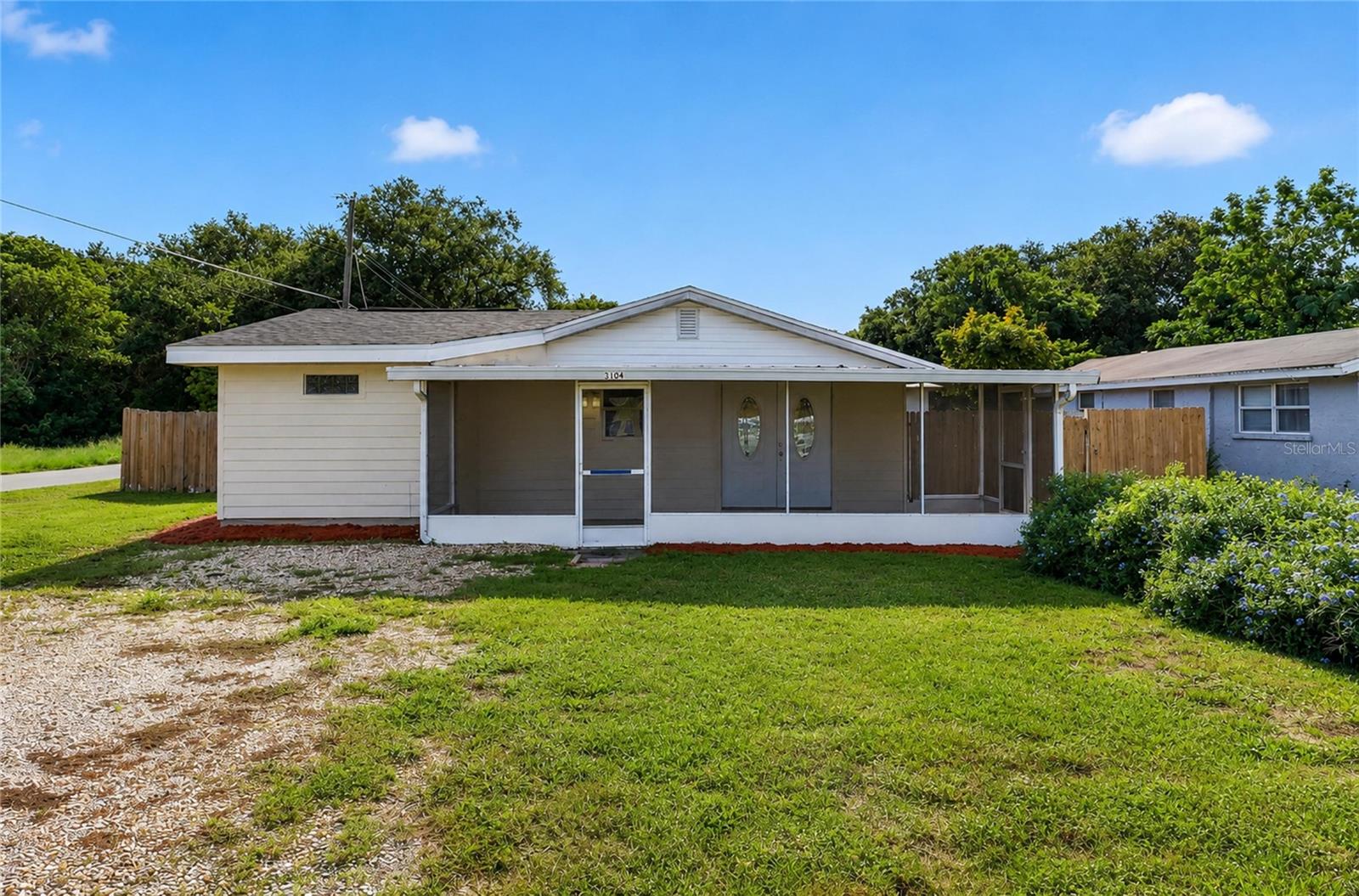 3104 Stewart St Property Photo 1