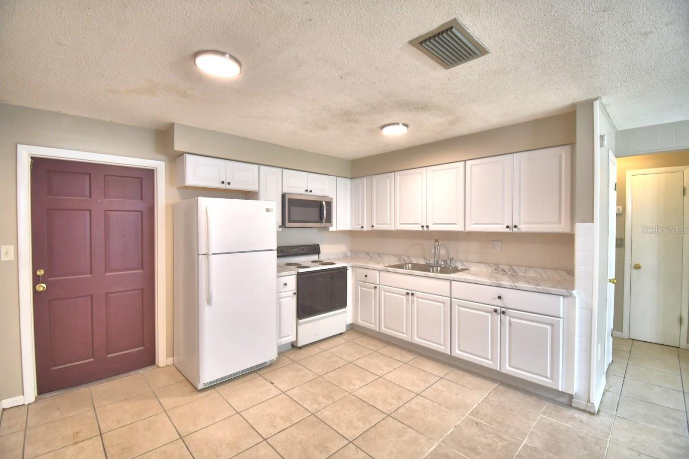 4710 Fernery Ln Property Photo 16