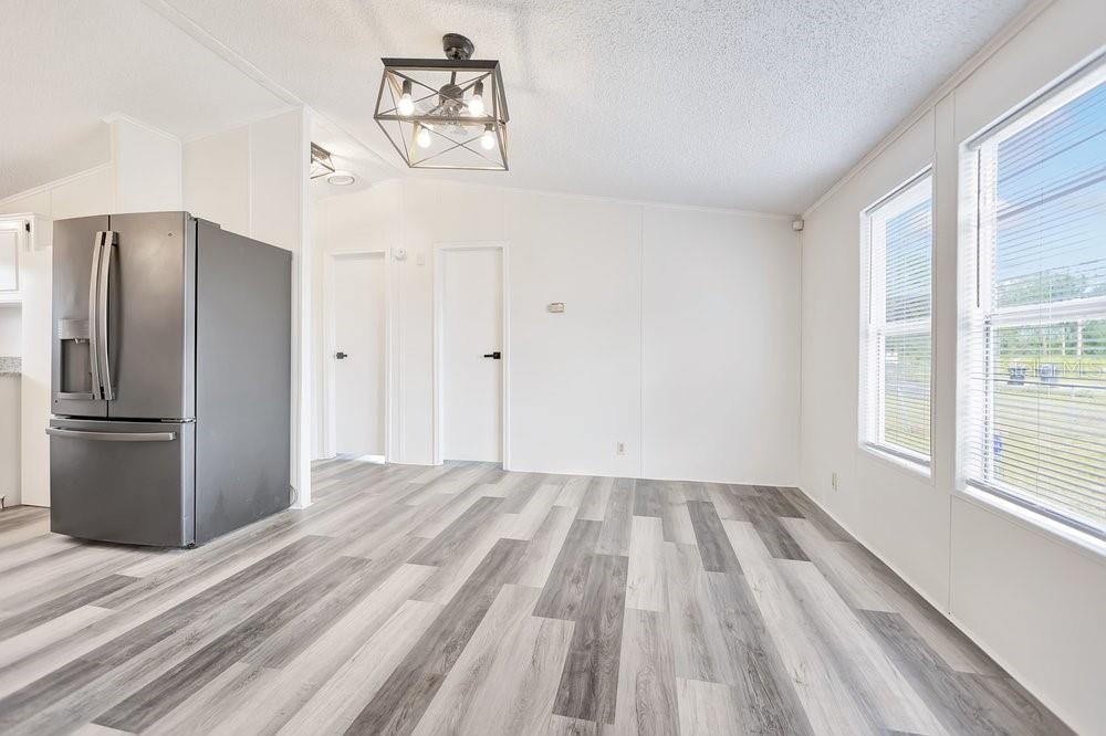 5055 Transport Rd Property Photo 8