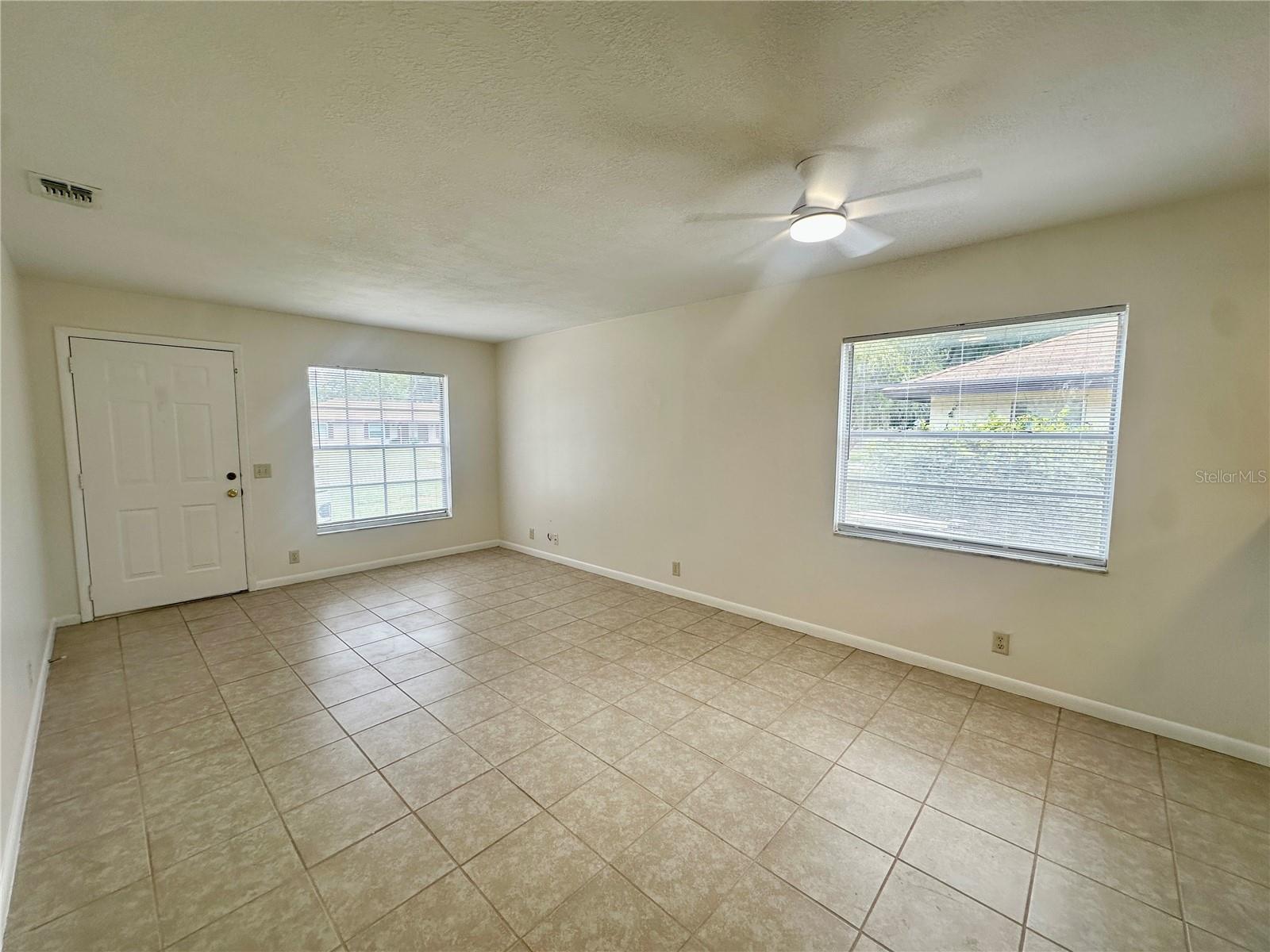 5638 Struthers Ct Property Photo 5