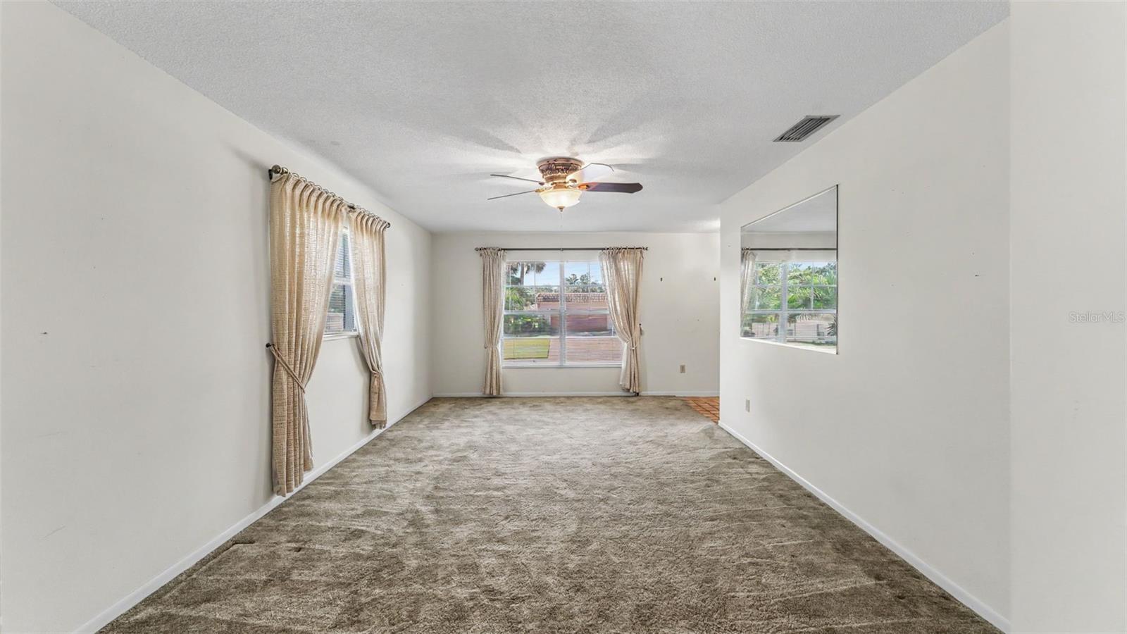 1722 Dooley Ln Property Photo 16