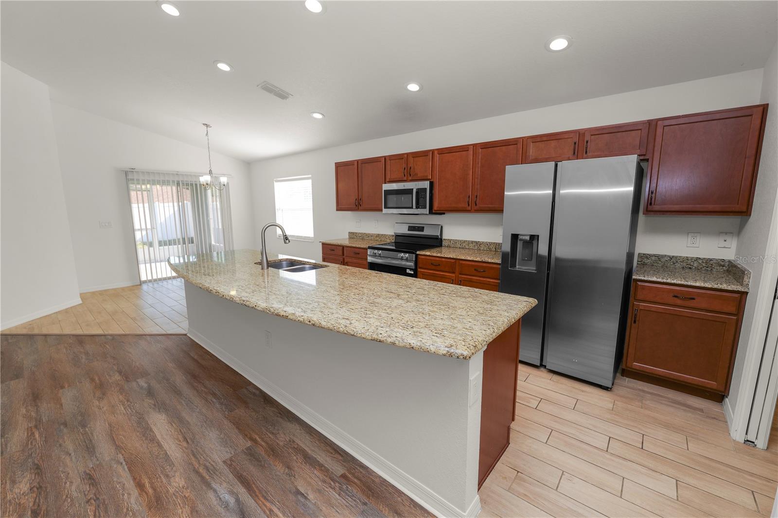 2009 Danes Ct Property Photo 9
