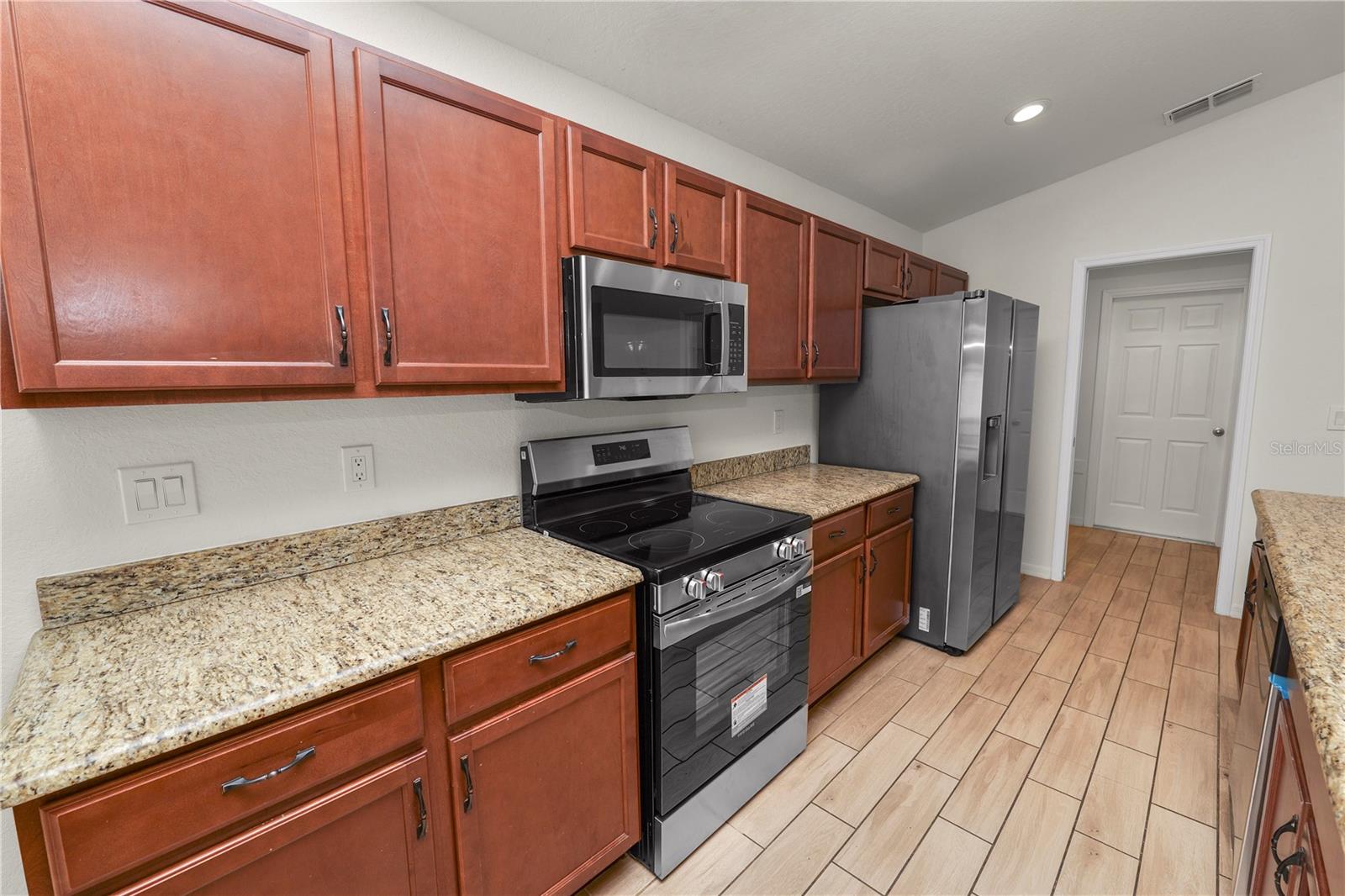 2009 Danes Ct Property Photo 10