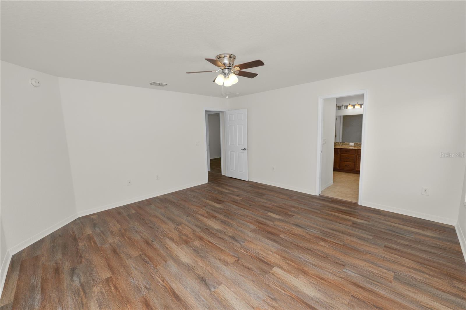 2009 Danes Ct Property Photo 18