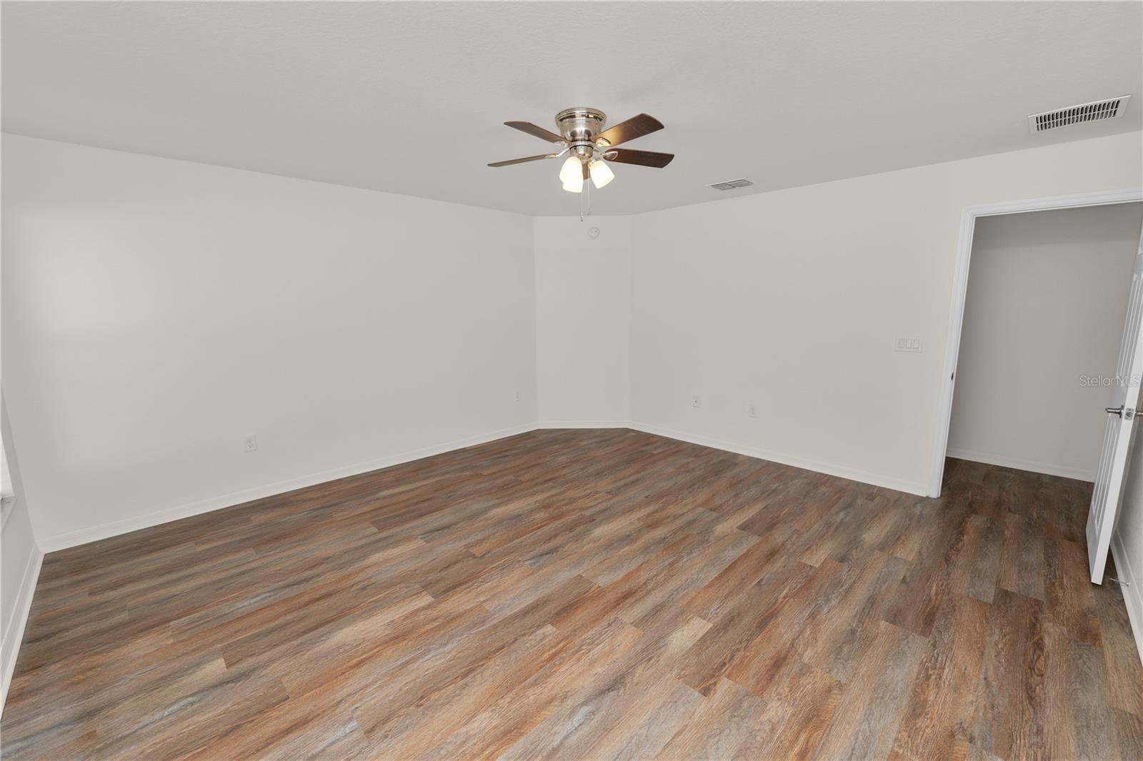 2009 Danes Ct Property Photo 31