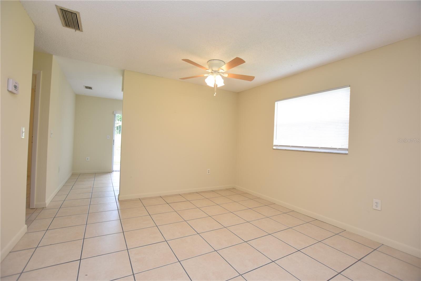 4705 Dimbath Dr Property Photo 10