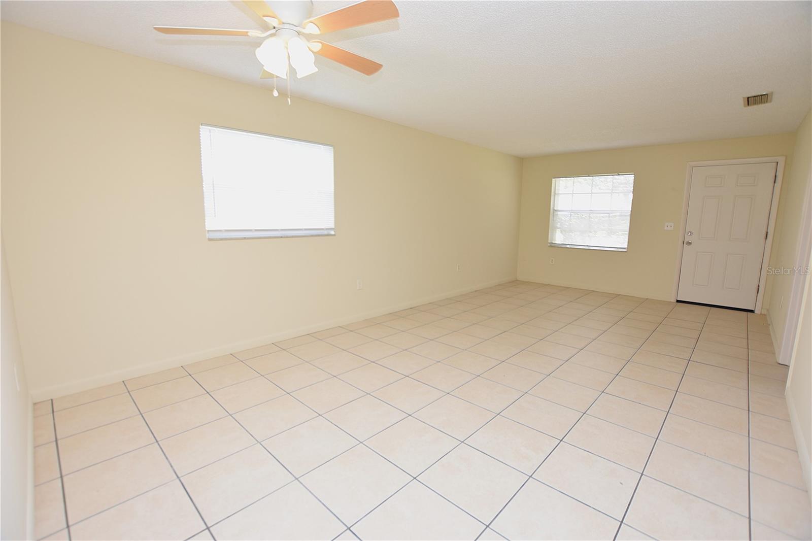 4705 Dimbath Dr Property Photo 14