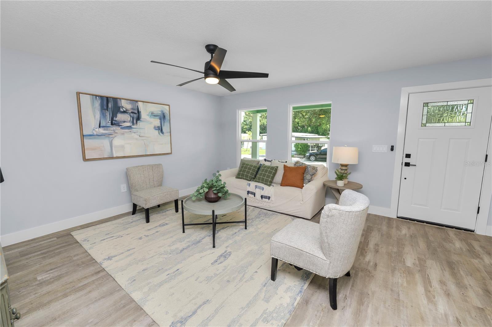 521 Skyline Dr E Property Photo 4