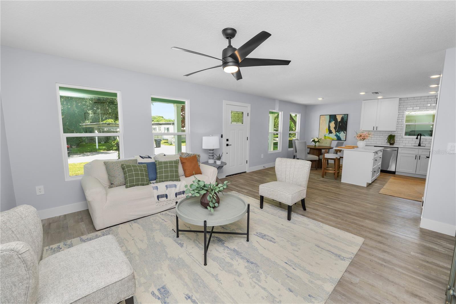 521 Skyline Dr E Property Photo 7