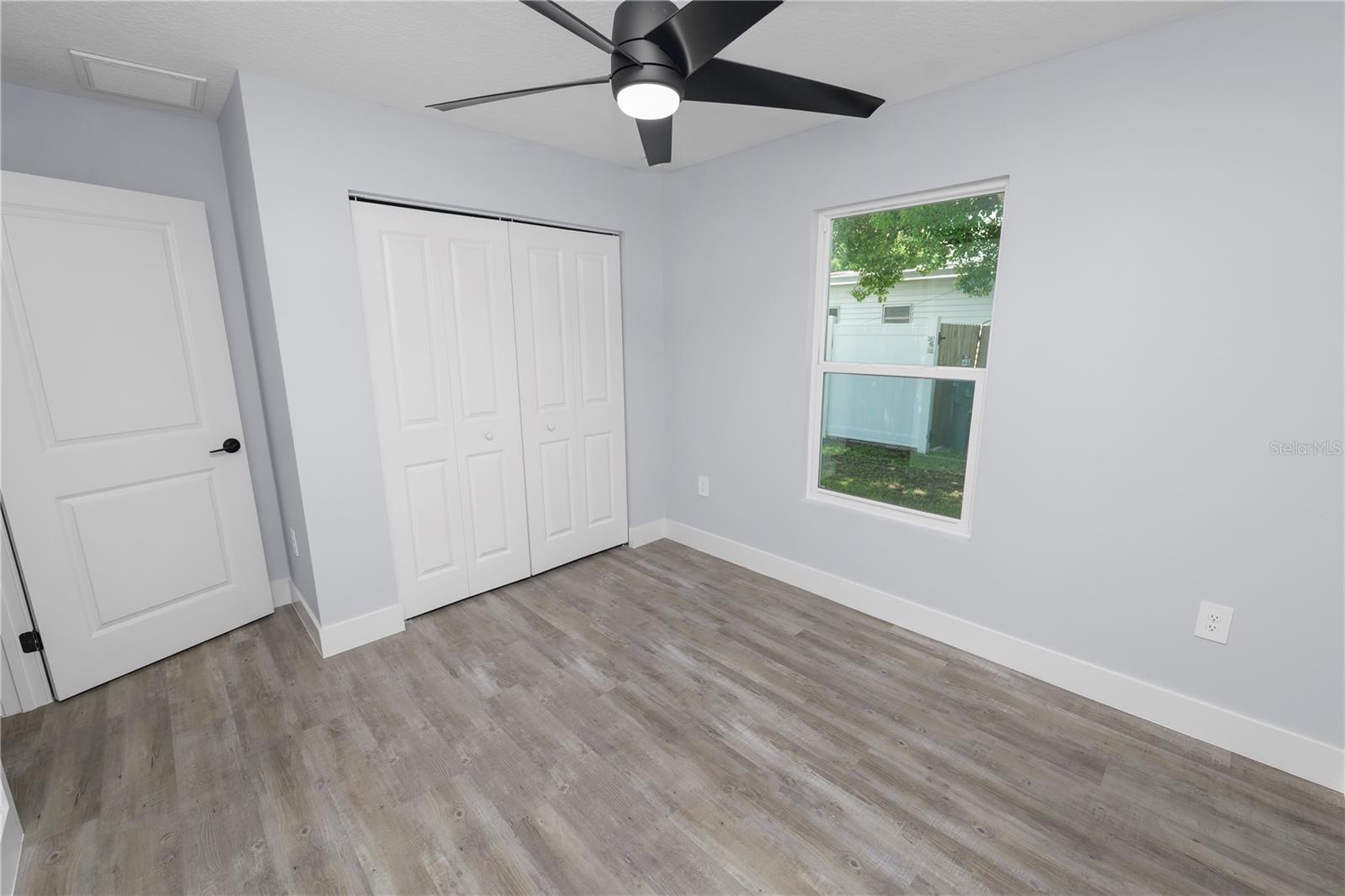 521 Skyline Dr E Property Photo 24
