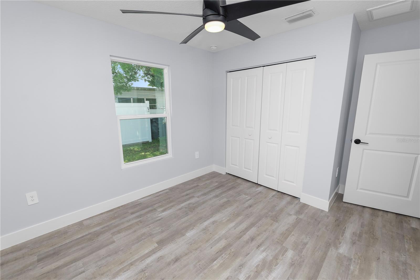 521 Skyline Dr E Property Photo 26