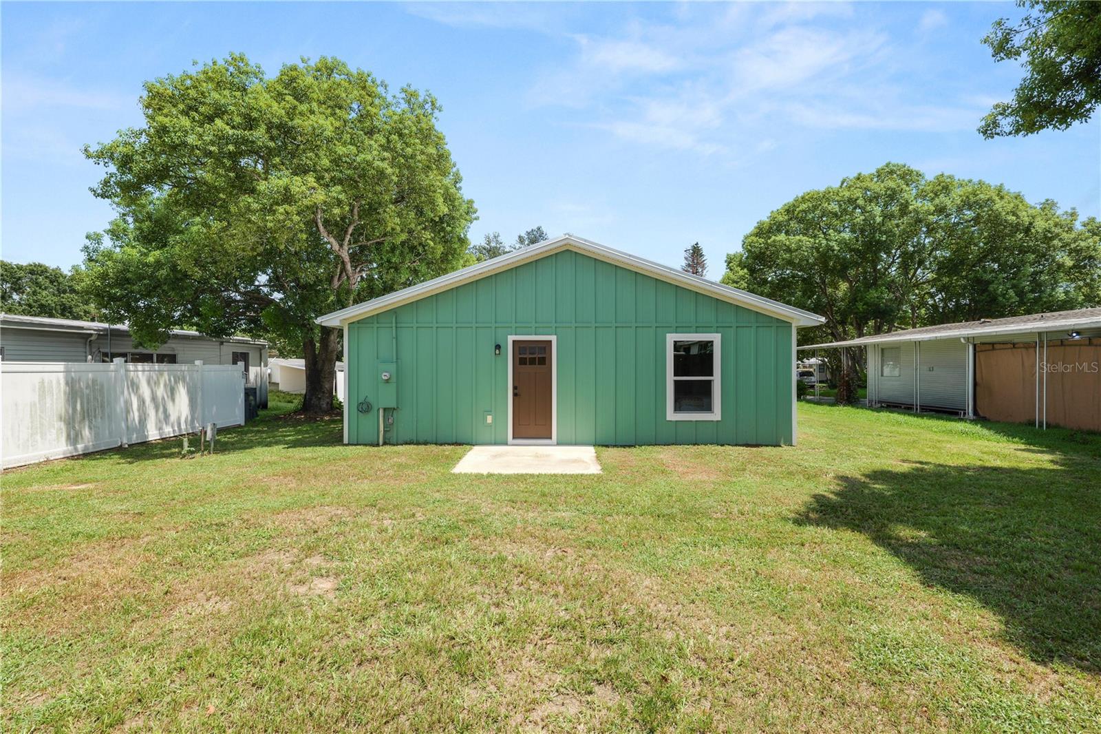 521 Skyline Dr E Property Photo 29