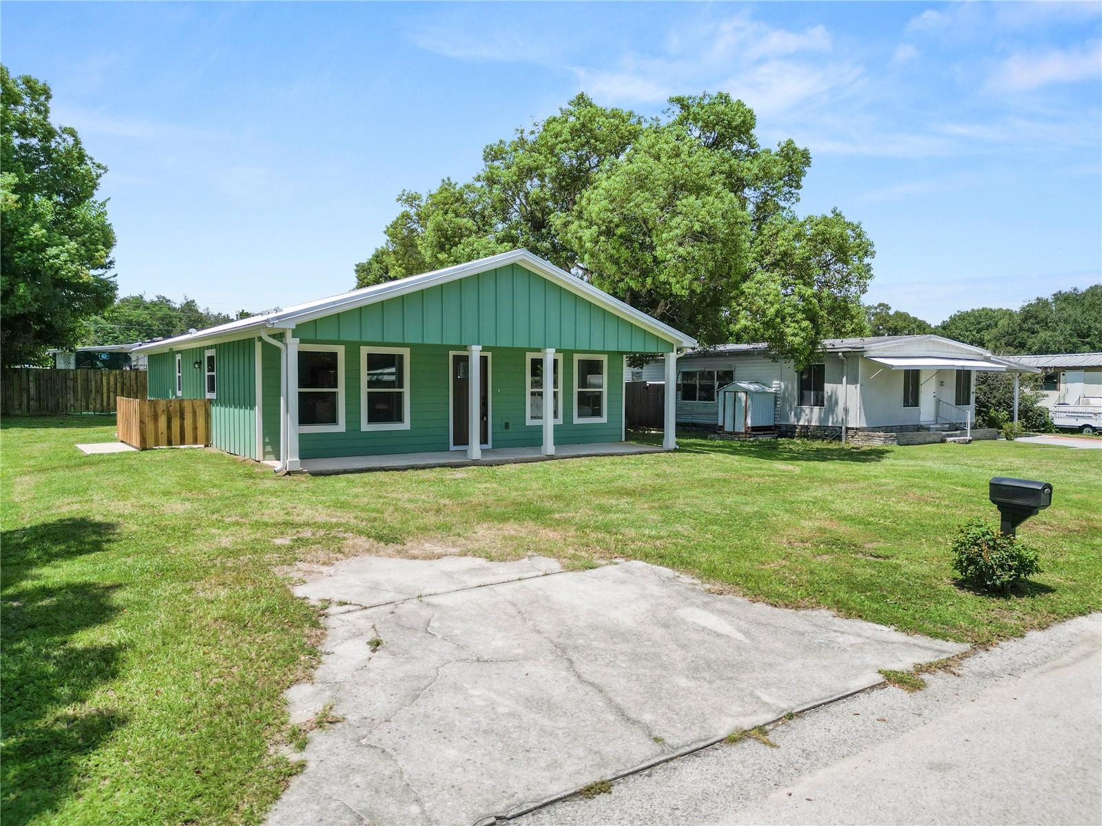 521 Skyline Dr E Property Photo 34