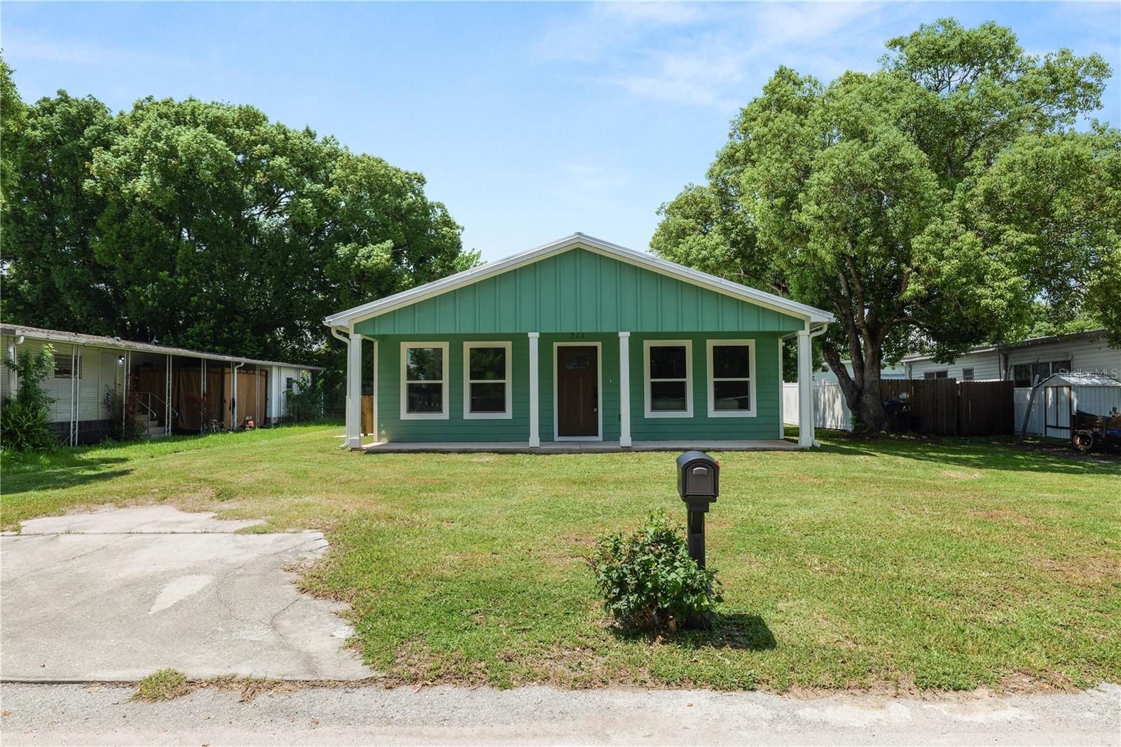 521 Skyline Dr E Property Photo 35