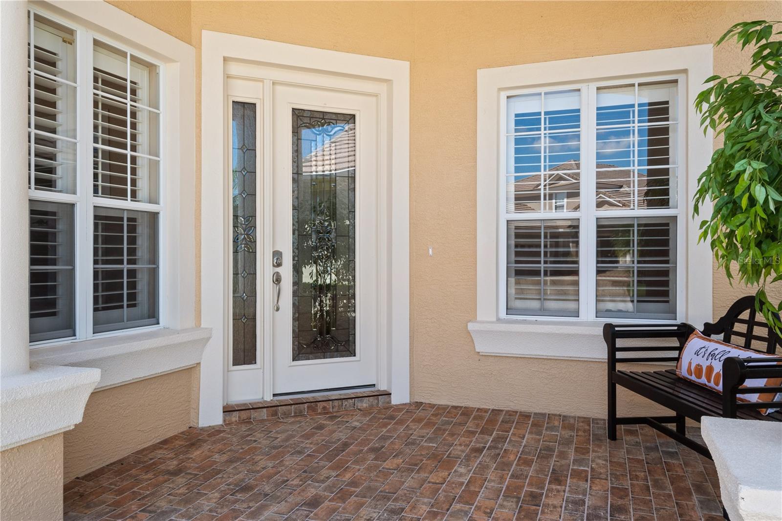 2464 Laurel Glen Dr Property Photo 2