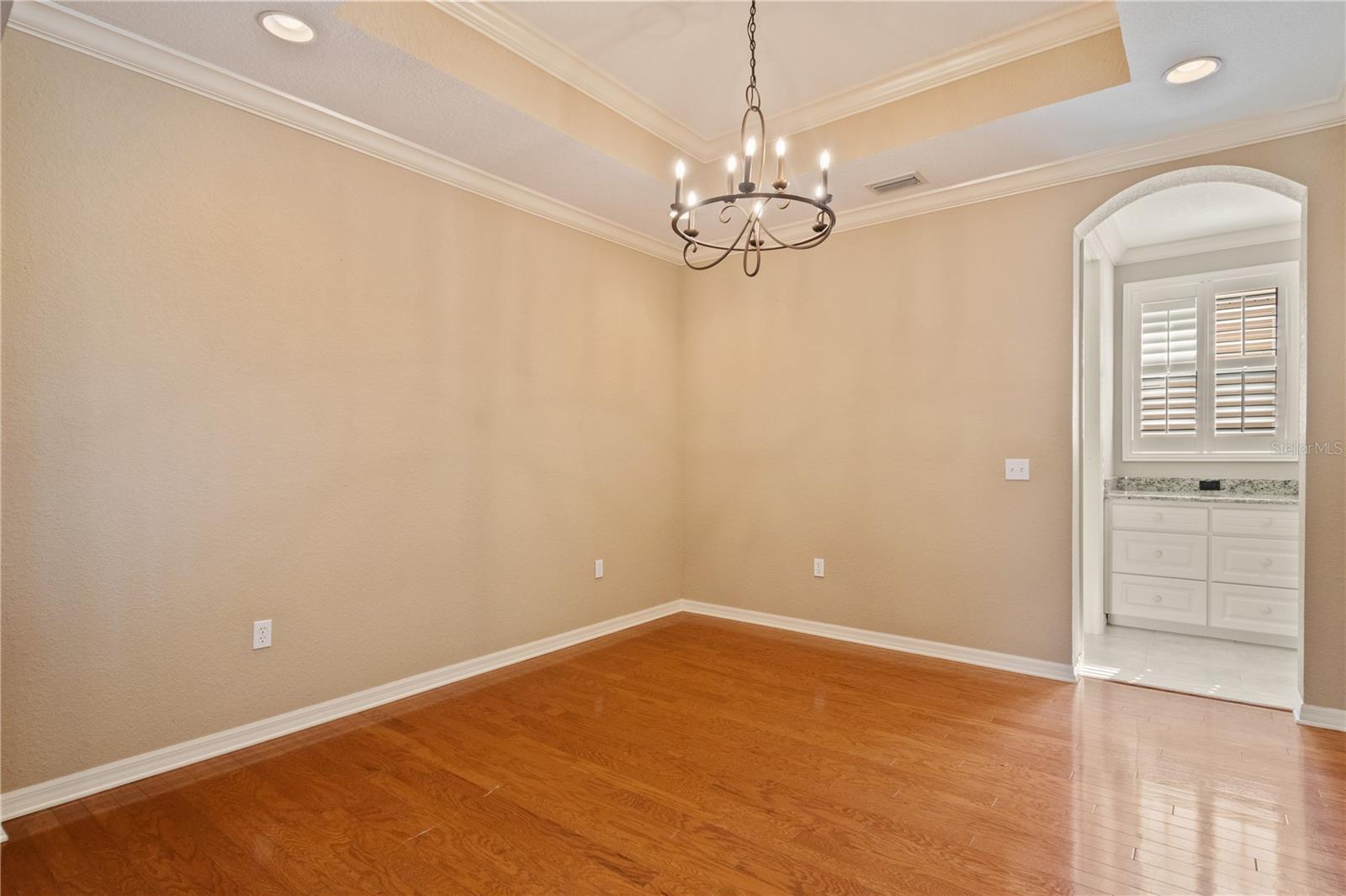 2464 Laurel Glen Dr Property Photo 7