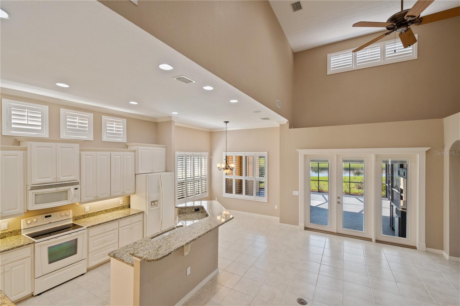 2464 Laurel Glen Dr Property Photo 17