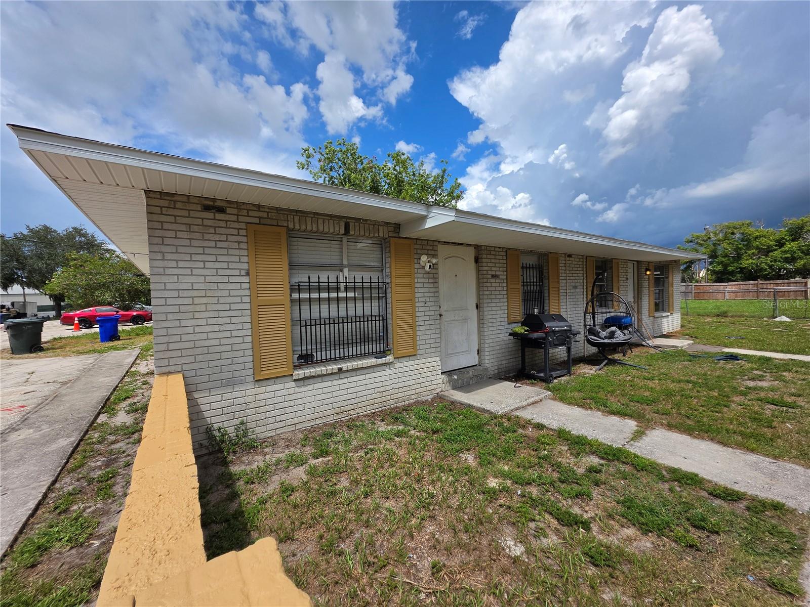 506 S WESTGATE AVE