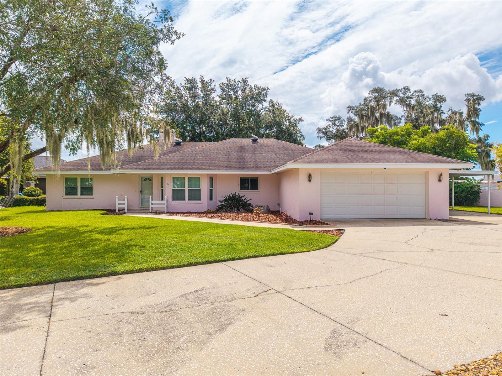 155 Hainesport Dr Property Photo 1