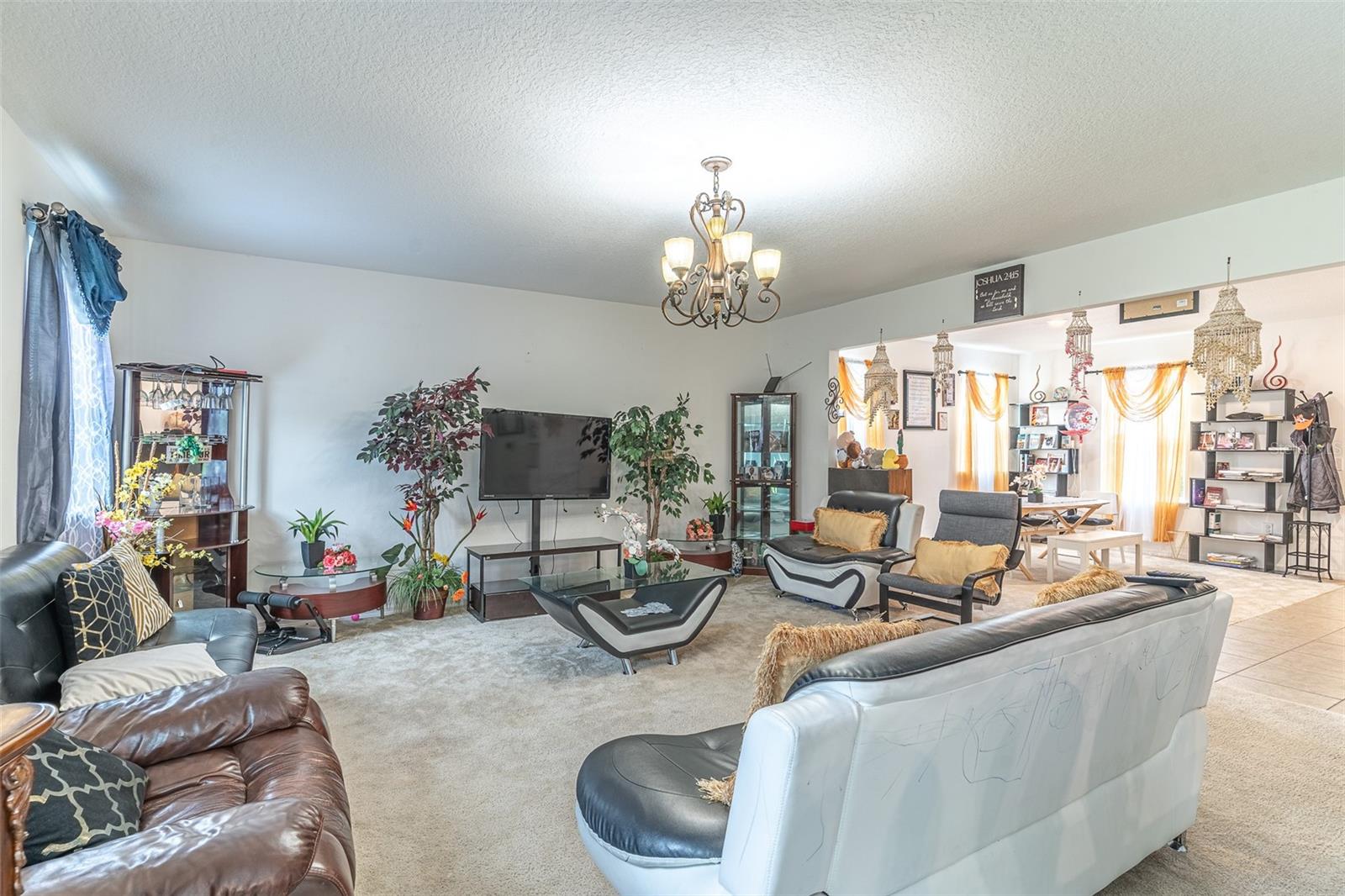 15107 Zenith Ave Property Photo 3