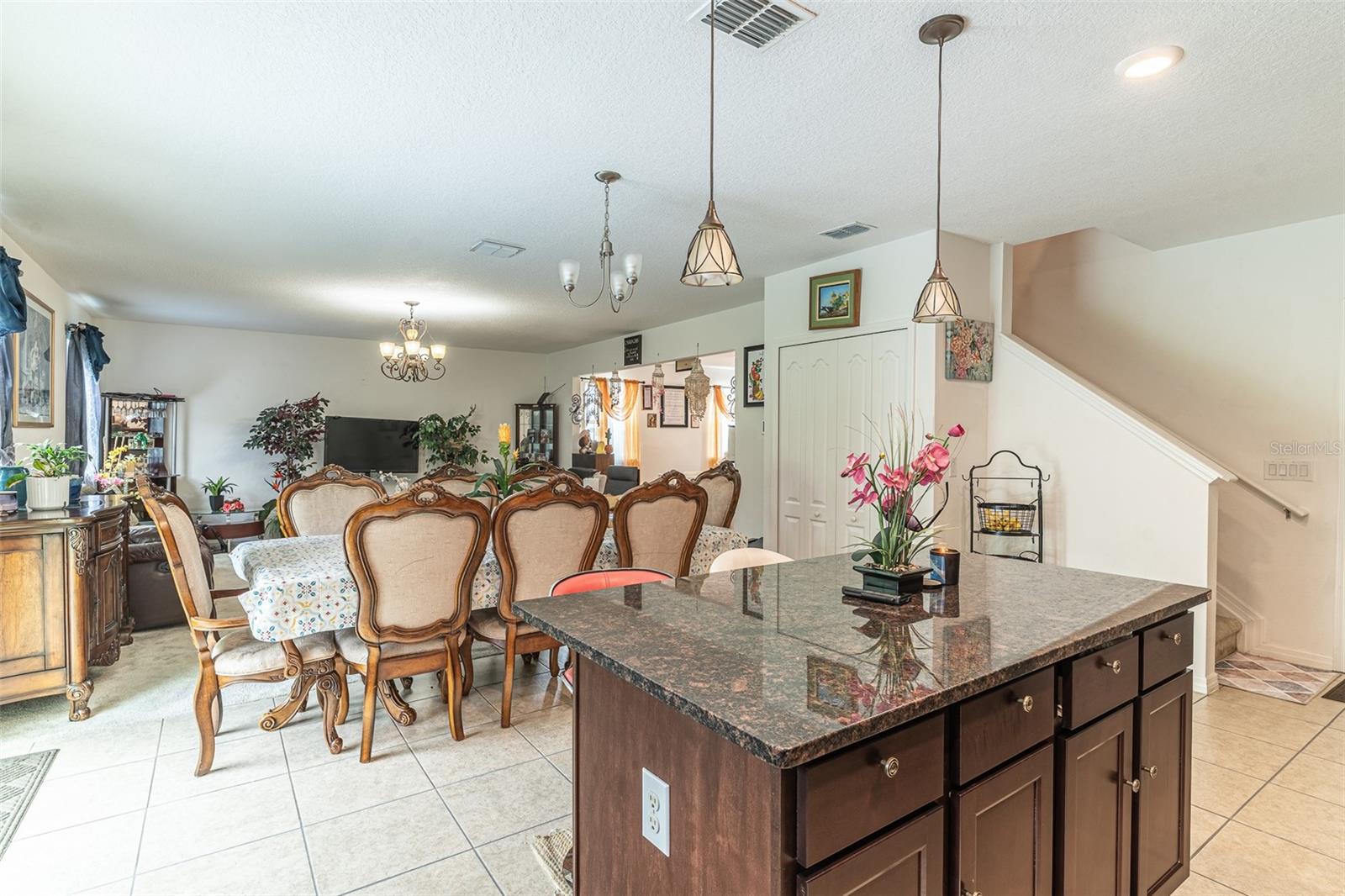 15107 Zenith Ave Property Photo 10