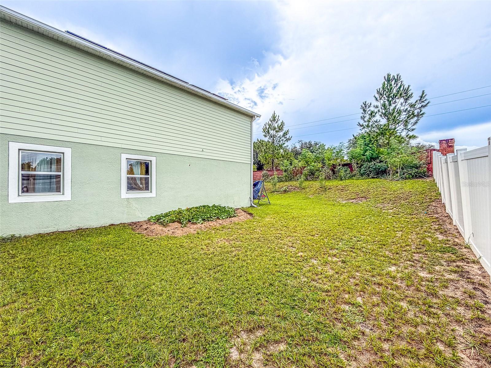 15107 Zenith Ave Property Photo 32