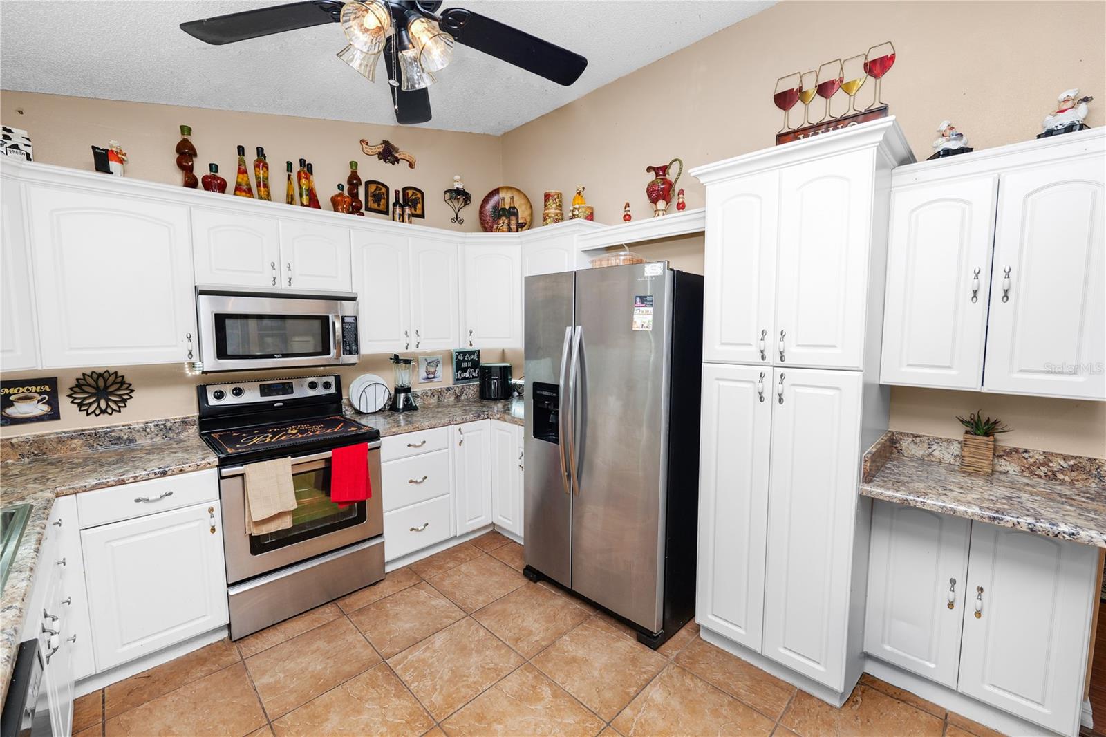 1127 Pinecrest Dr Property Photo 15