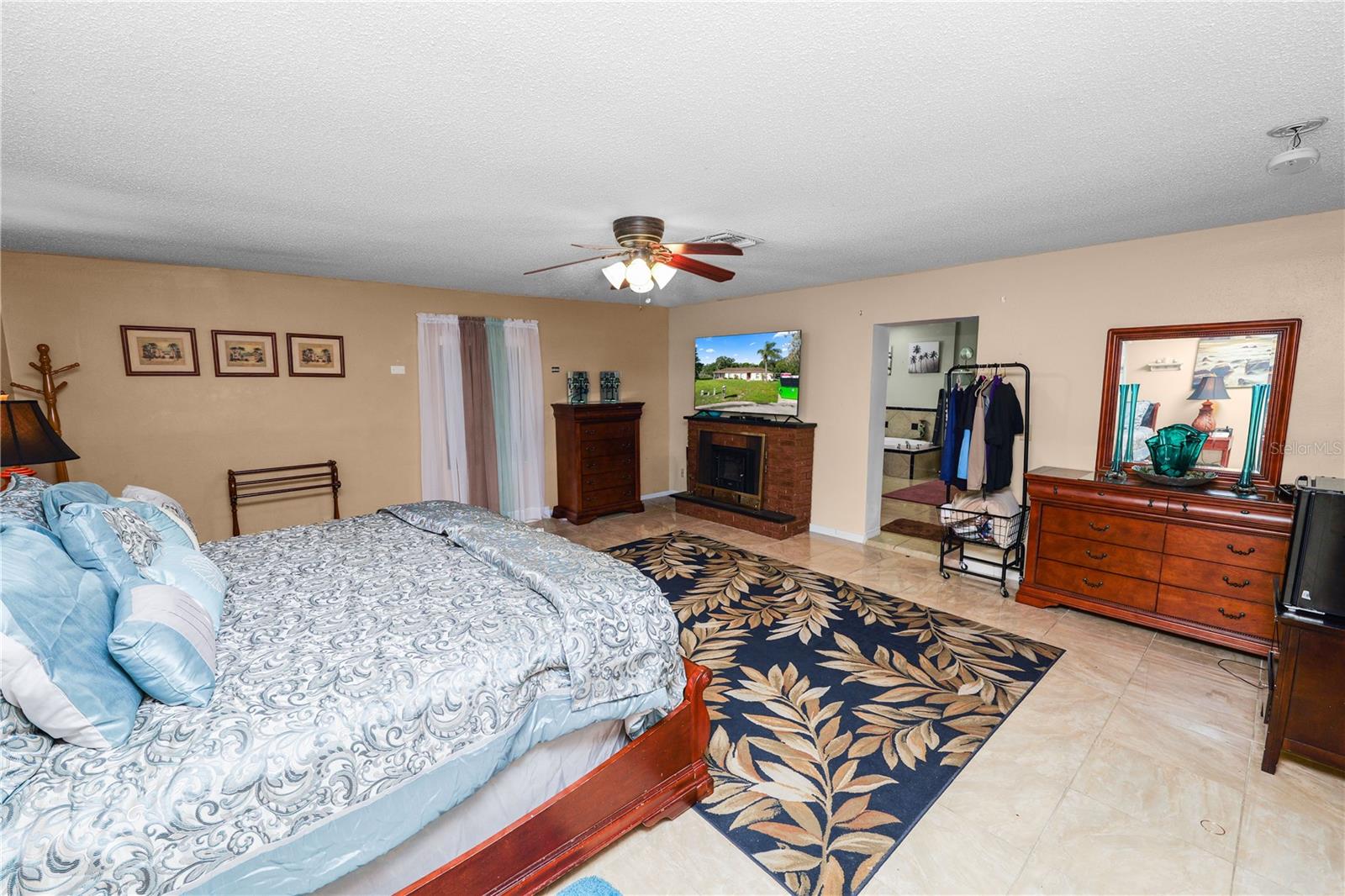 1127 Pinecrest Dr Property Photo 20
