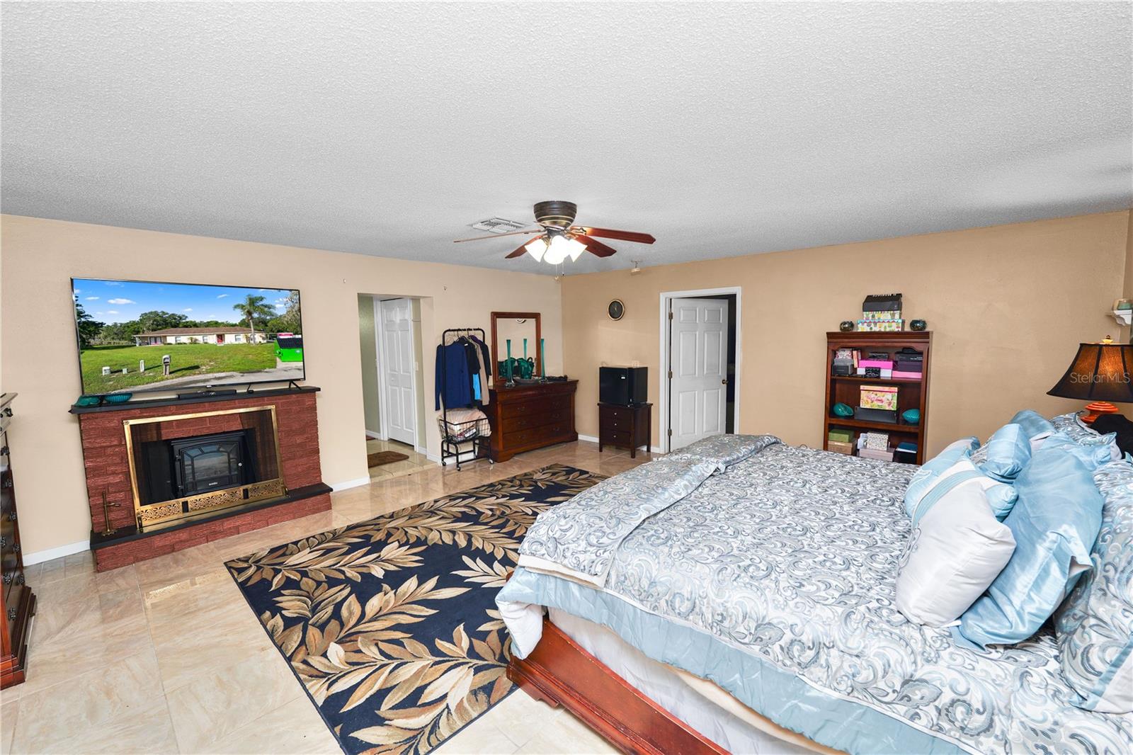 1127 Pinecrest Dr Property Photo 21