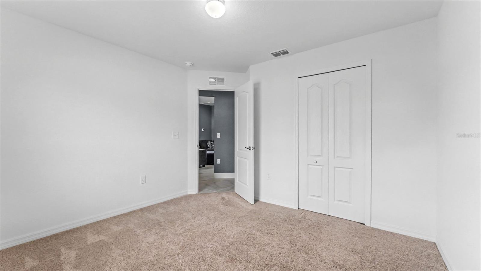 2048 Winding River Cv Property Photo 30
