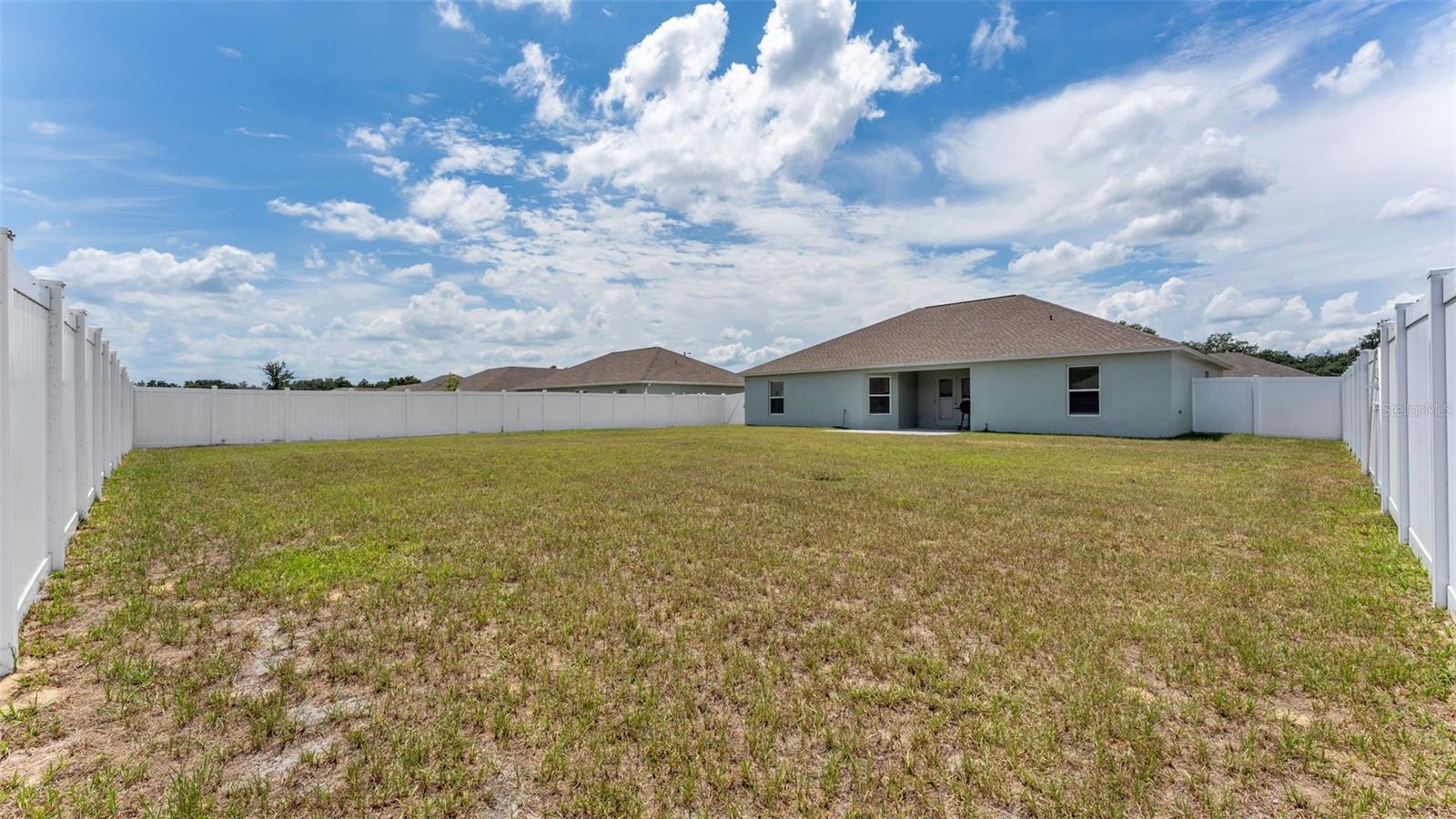 2048 Winding River Cv Property Photo 38