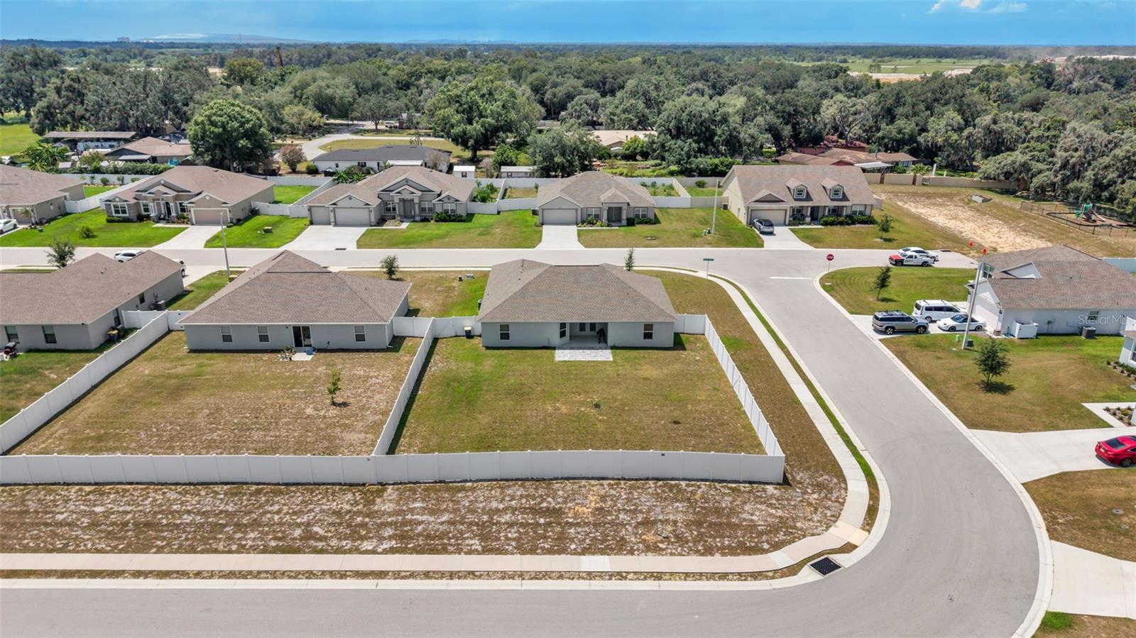 2048 Winding River Cv Property Photo 40