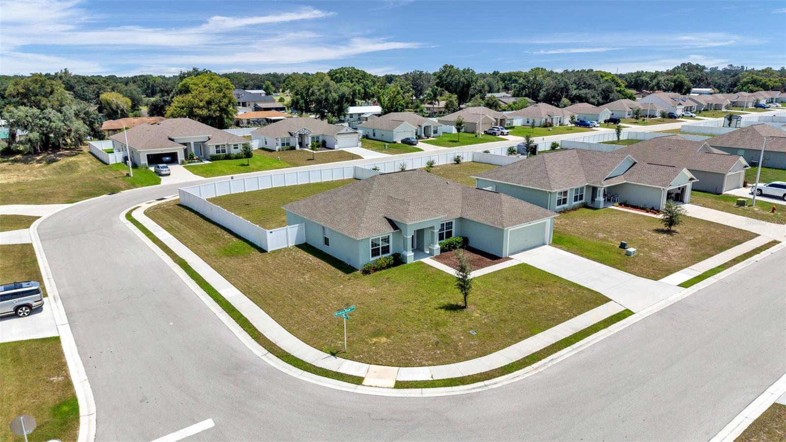 2048 Winding River Cv Property Photo 41