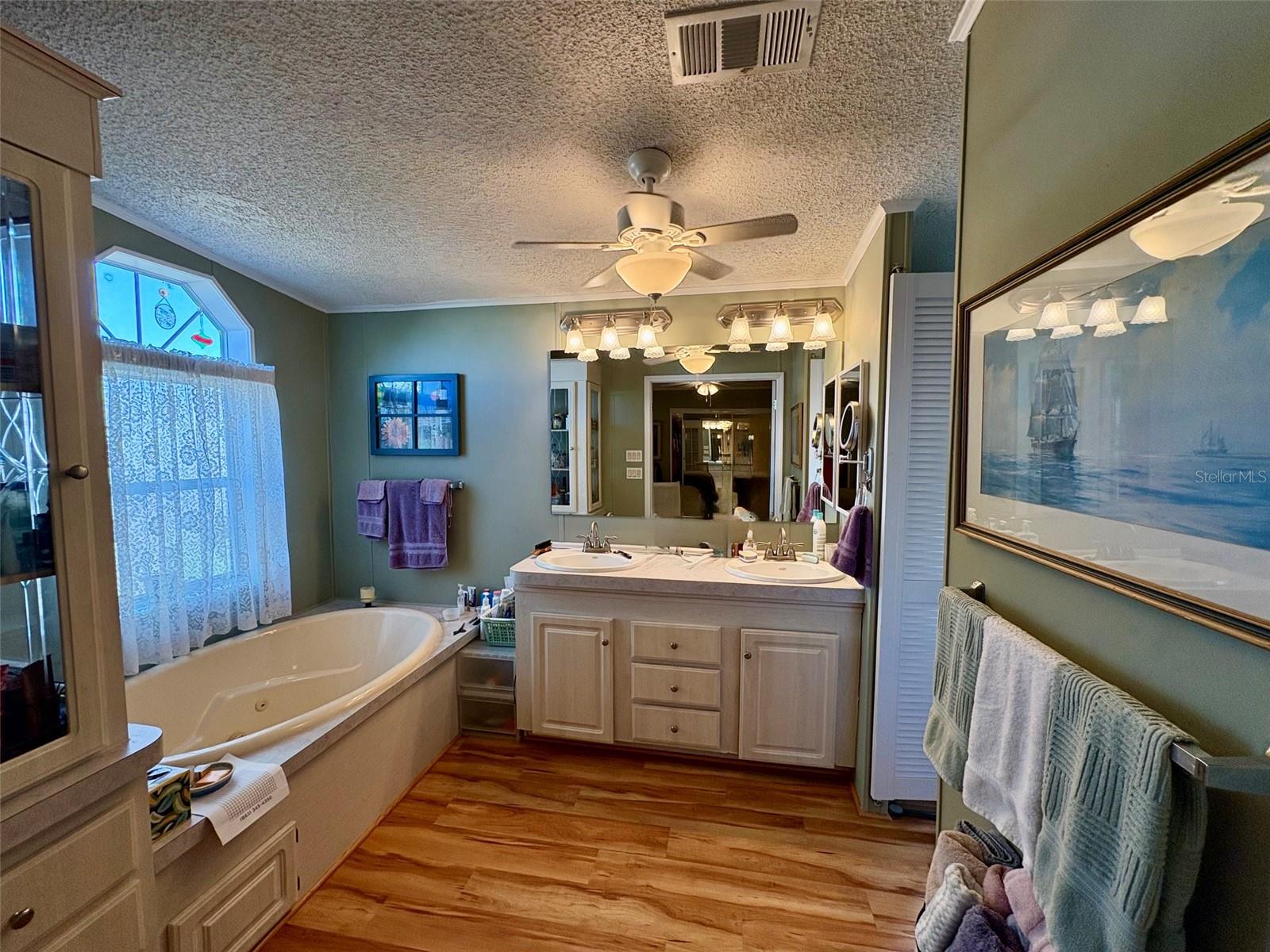 6600 Scenic Point Dr Se Property Photo 15