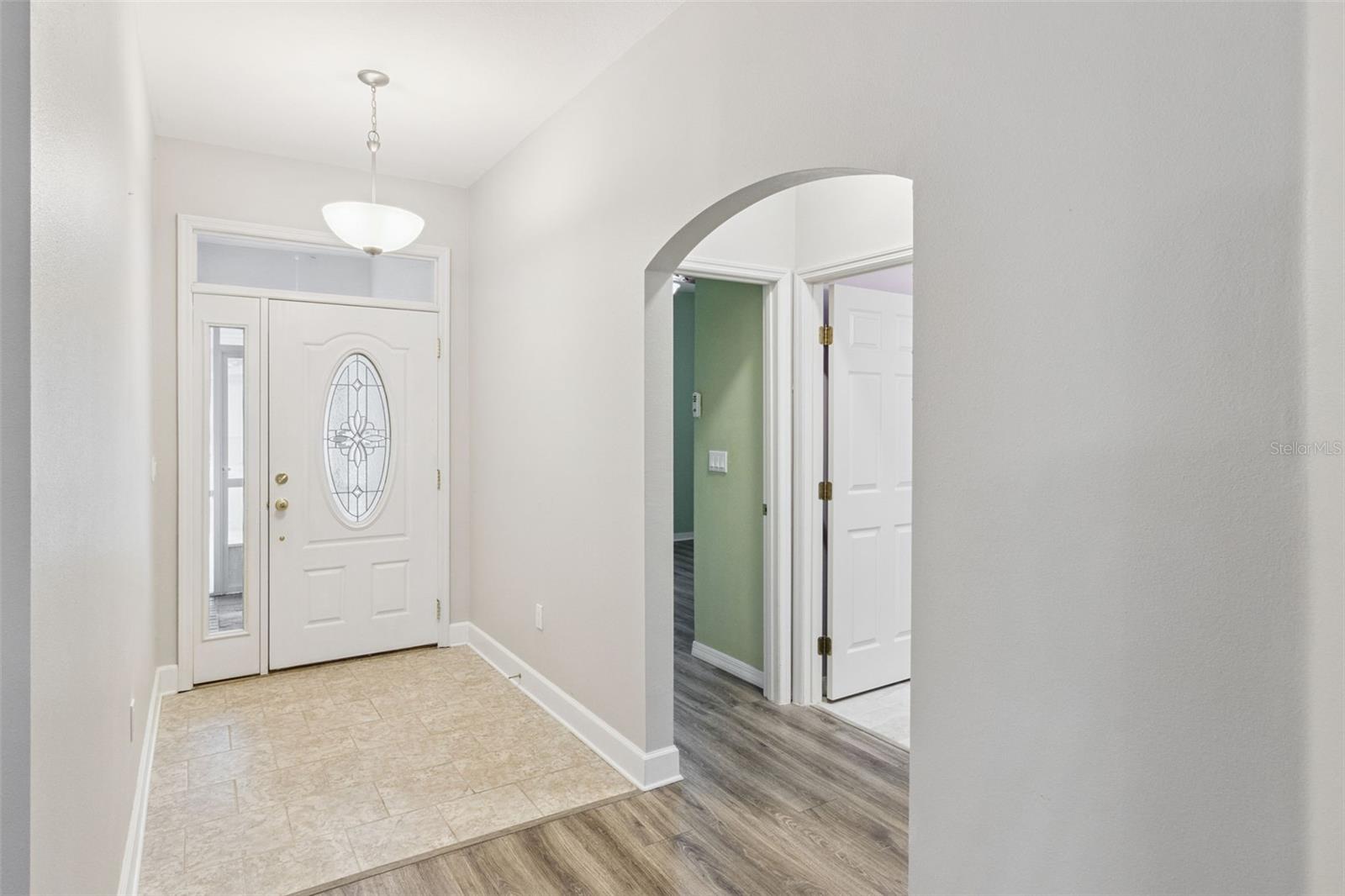 6276 Silver Lakes Dr E Property Photo 6